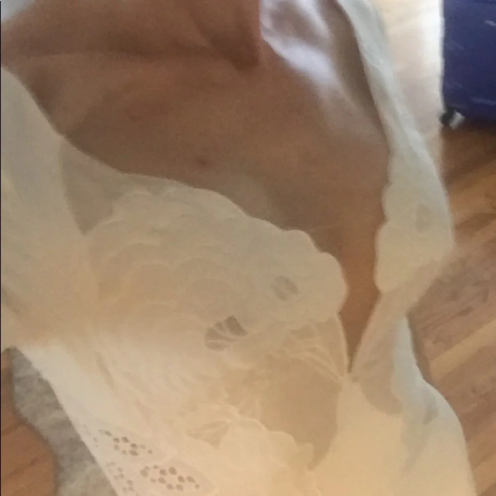 Stella McCartney wedding dress - Picture 4 of 15